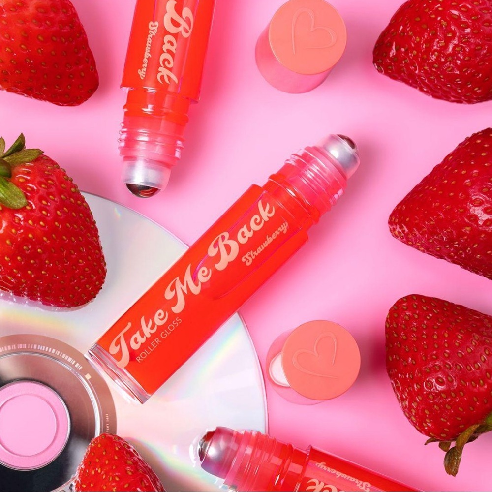 Beauty Creations Take Me Back Roller Gloss Set - Picture 2 of 4